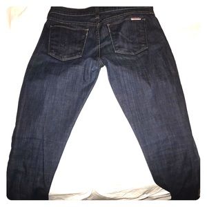 Hudson jeans size 26 but fits like a 25